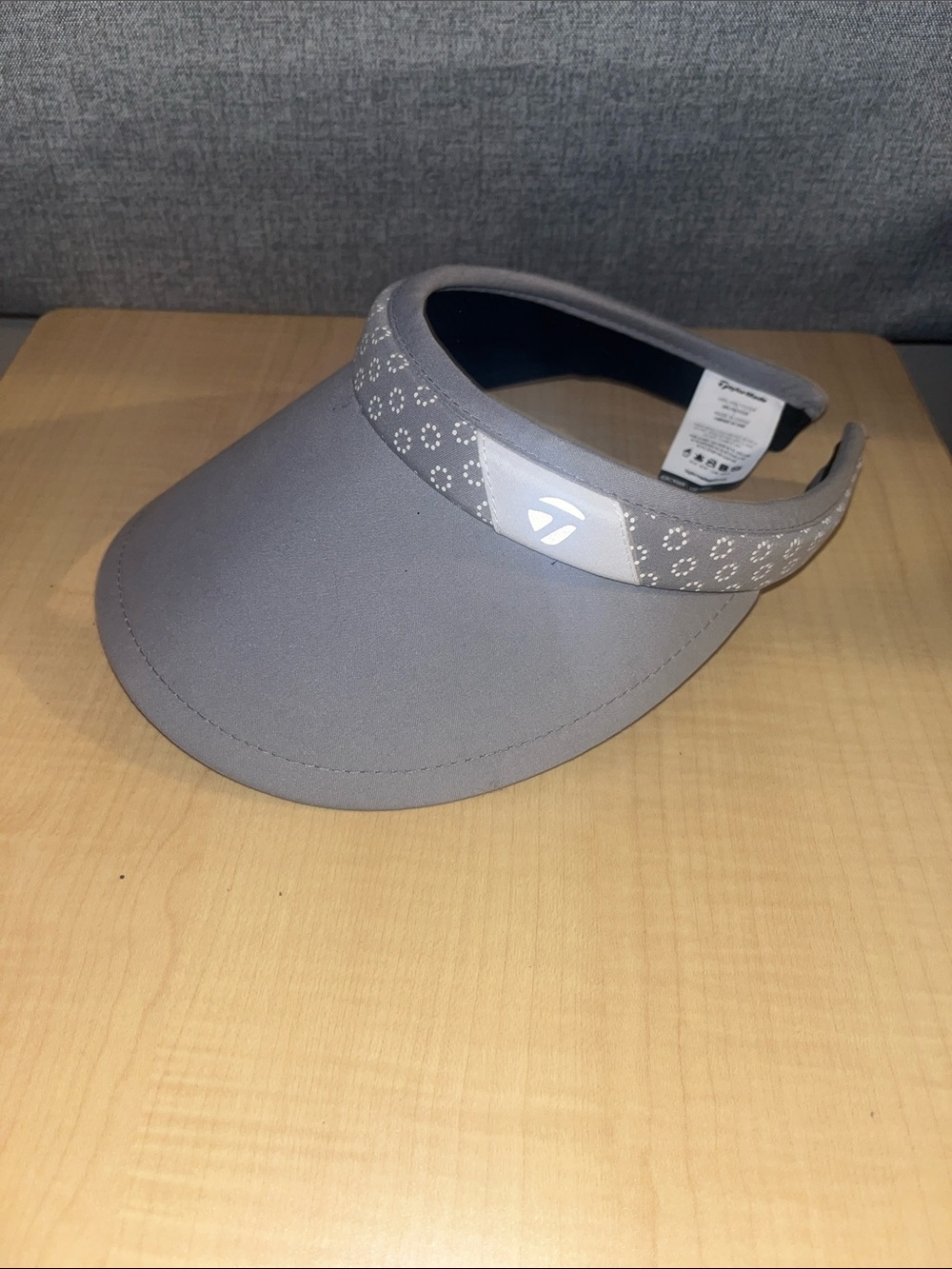 TaylorMade Gray and Black Women’s Golf Visor with Logo